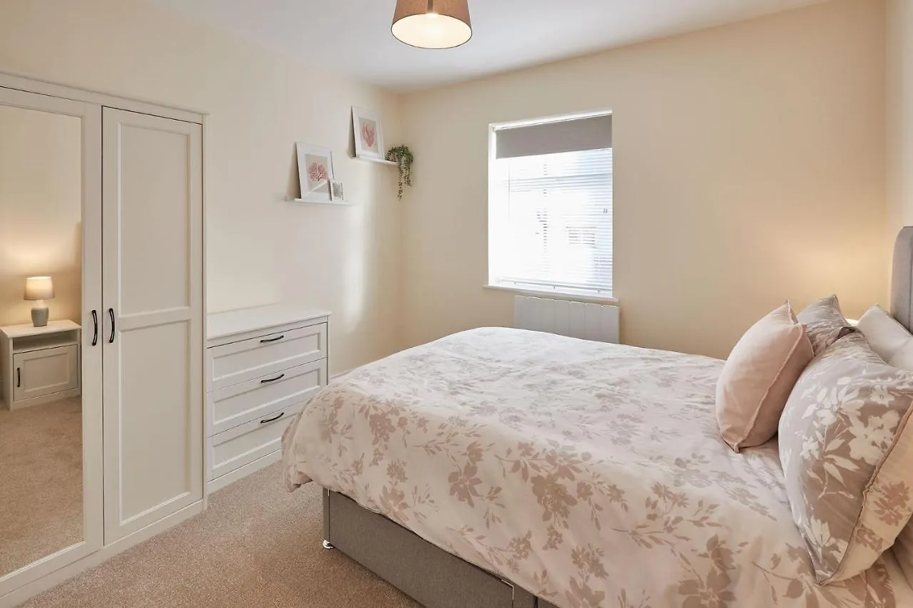 Host & Stay - South Cliff Apartment Scarborough 0*,